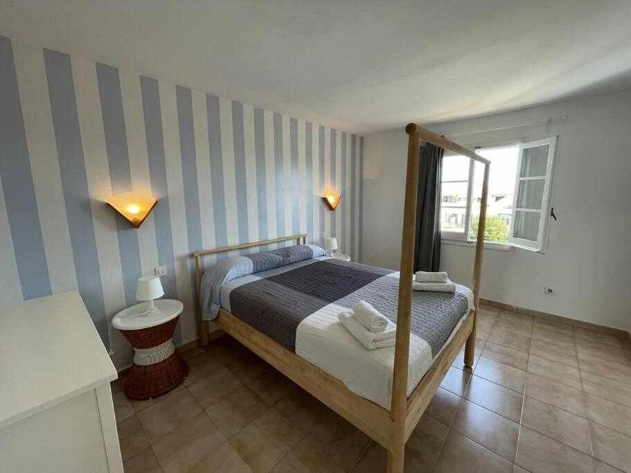 Mitjana Apartamento Con Piscina Ciutadella  Buitenkant foto